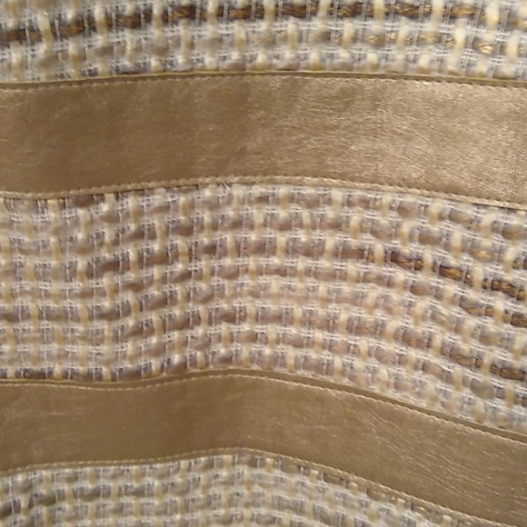 Dress - Picture 4 of 6